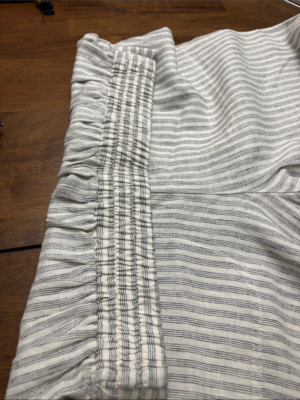 MAX STUDIO Striped Wide-Leg Woman’s- Light Gray/White pants. Extra flare leg. - Picture 12 of 16